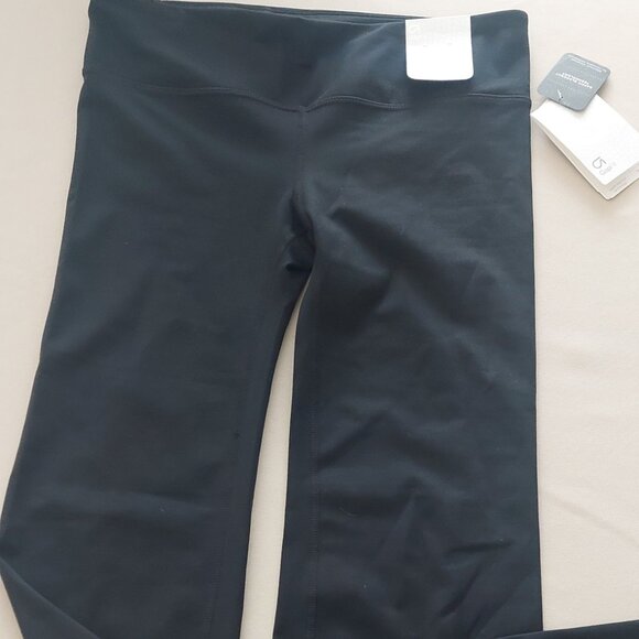 NWT GAP Gdance Med - Picture 2 of 5